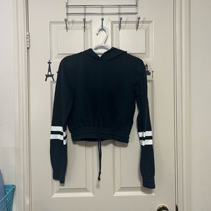 h&m cropped hoodie (s)